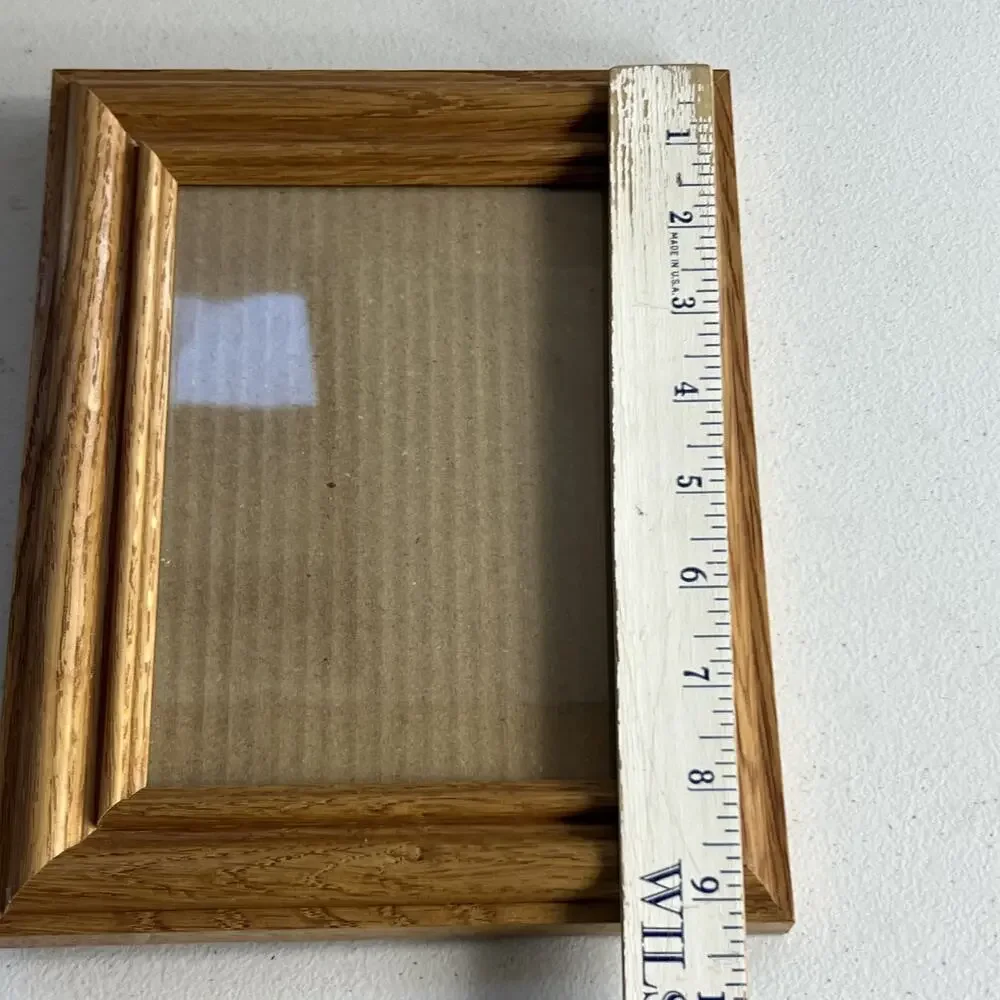 Vintage Wood Grain Picture Frame Fits 5x7 Photos